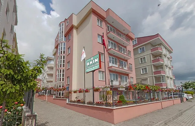 Bursa Akın Kız Apartları picture