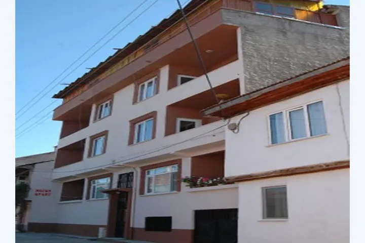 Pazaryeri Huzur Erkek Apartı picture