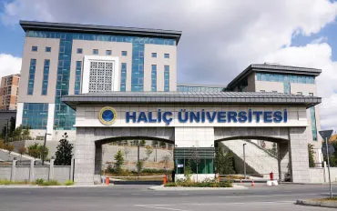 Haliç University campus